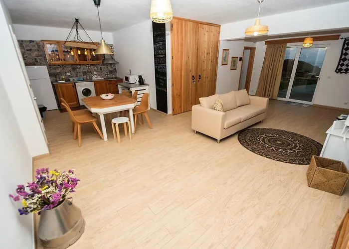 Affittacamere Basalto Negro Al Angra do Heroísmo