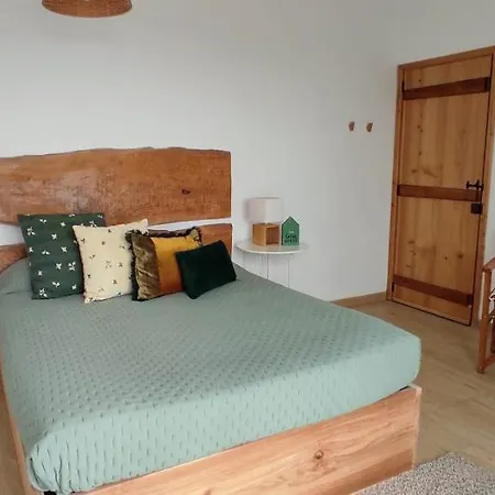 Basalto Negro Al Angra do Heroísmo