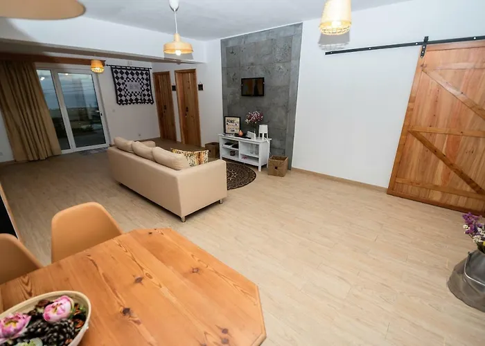 Basalto Negro Al 3* Angra do Heroísmo